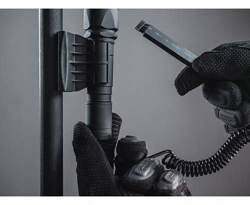 Фото Охотничий набор ArmyTek Dobermann Extended Set, белый свет от интернет-магазина Vextreme.