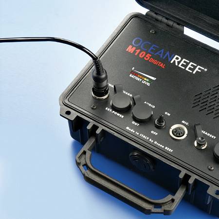 Наземная аудиостанция беспроводной подводной связи Oceanreef M-105D с индикатором заряда батареи от интернет-магазина Vextreme.