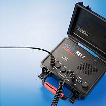 Наземная 2-х канальная аудиостанция беспроводной подводной связи OceanReef M-105D DC с индикатором заряда батареи от интернет-магазина Vextreme.
