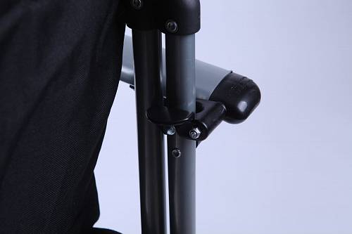 Фото Кресло складное KingCamp 3987/3887 Deluxe Steel Arm Chair, сталь, 67x60x47 см от интернет-магазина Vextreme.
